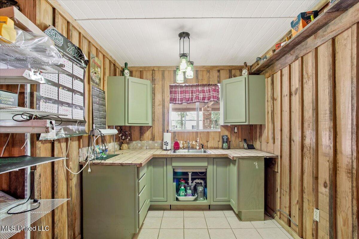 9054 Cleo Smith Road Pass Christian, MS 39571 - Photo 72 of 82 72-Mother in Law Suite Kitchen