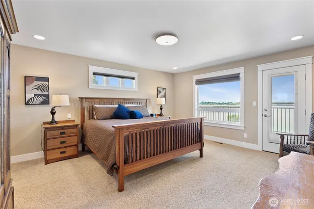 $1,599,000 | 576 Easy Street Northeast, Moses Lake, WA 98837