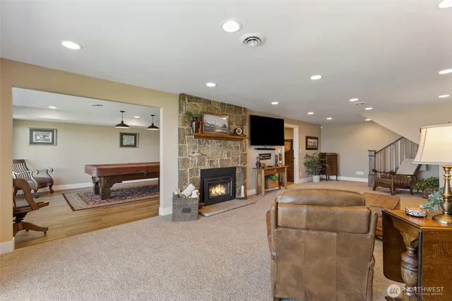 $1,599,000 | 576 Easy Street Northeast, Moses Lake, WA 98837