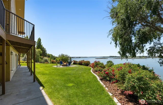 $1,599,000 | 576 Easy Street Northeast, Moses Lake, WA 98837