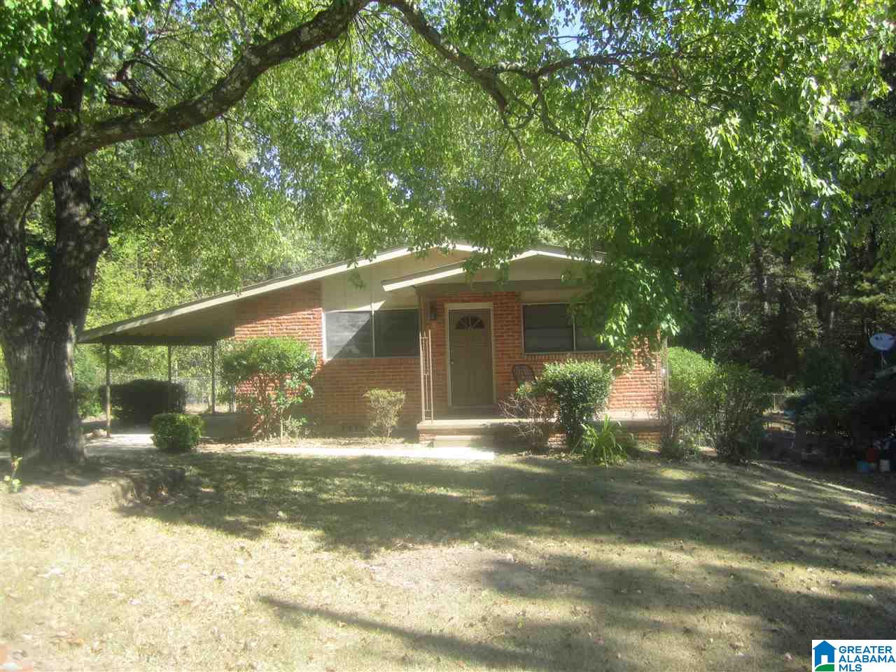 312 13th Terrace Northwest Center Point, AL 35215 - Photo 2 of 26
