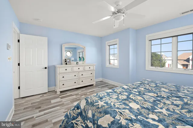 $1,349,999 | 8 Leslie Mews, Berlin, MD 21811