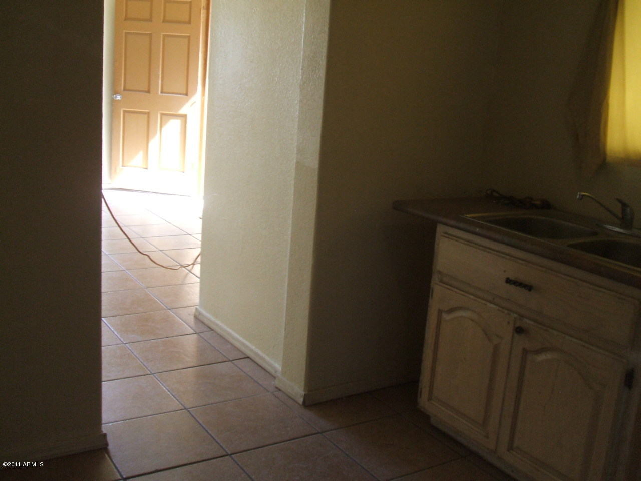 331 West Carson Road Phoenix, AZ 85041 - Photo 8 of 8 Other Studio Picture