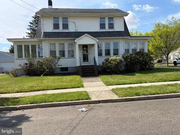 $1,400 | 1001 New Pear Street, Vineland, NJ 08360