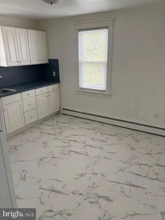 $1,400 | 1001 New Pear Street, Unit 2, Vineland, NJ 08360