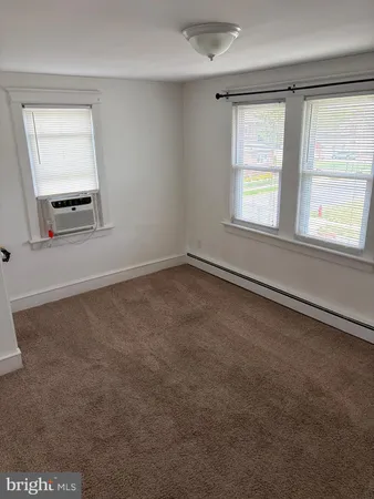 $1,400 | 1001 New Pear Street, Unit 2, Vineland, NJ 08360