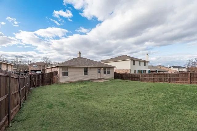 $2,150 | 512 Rocky Springs Drive, McKinney, TX 75071