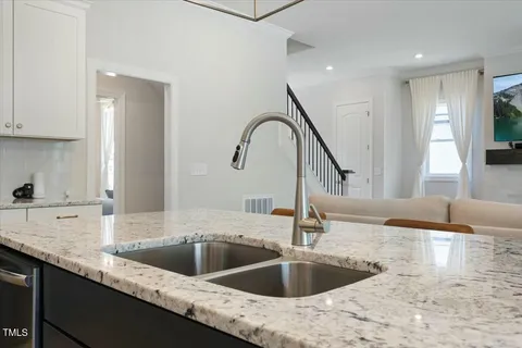 $640,000 | 1724 Deacon Fls Way, Wendell, NC 27591