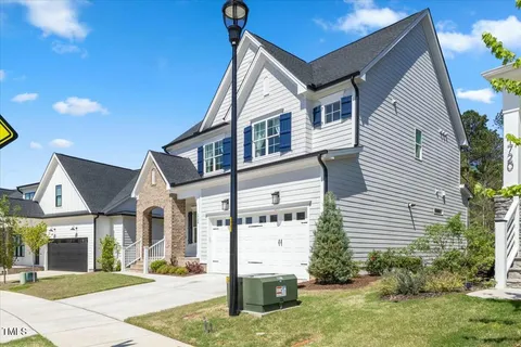 $640,000 | 1724 Deacon Fls Way, Wendell, NC 27591