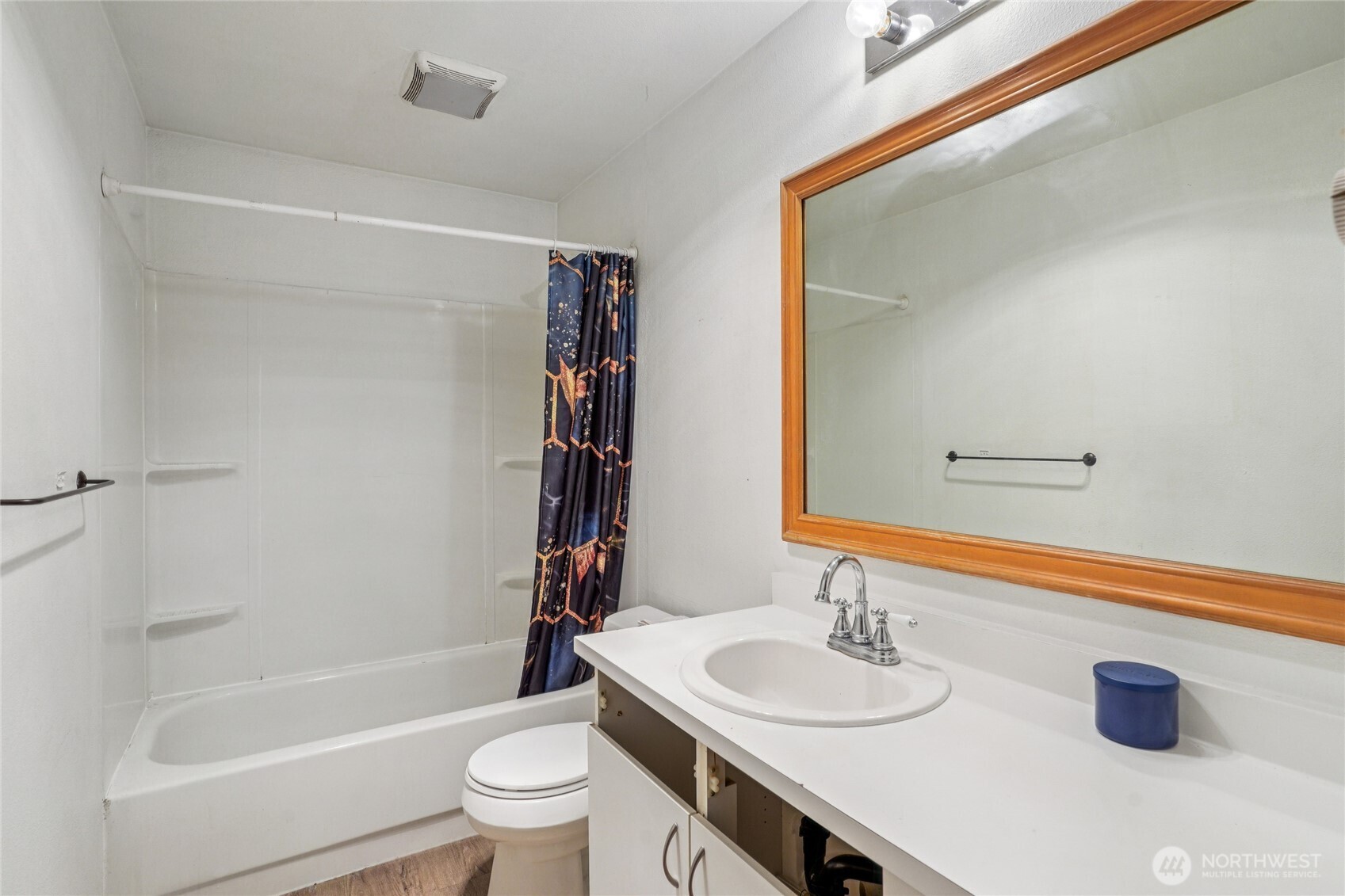 8605 Meadow Road Southwest Lakewood, WA 98499 - Photo 13 of 36 Gallery Image 13