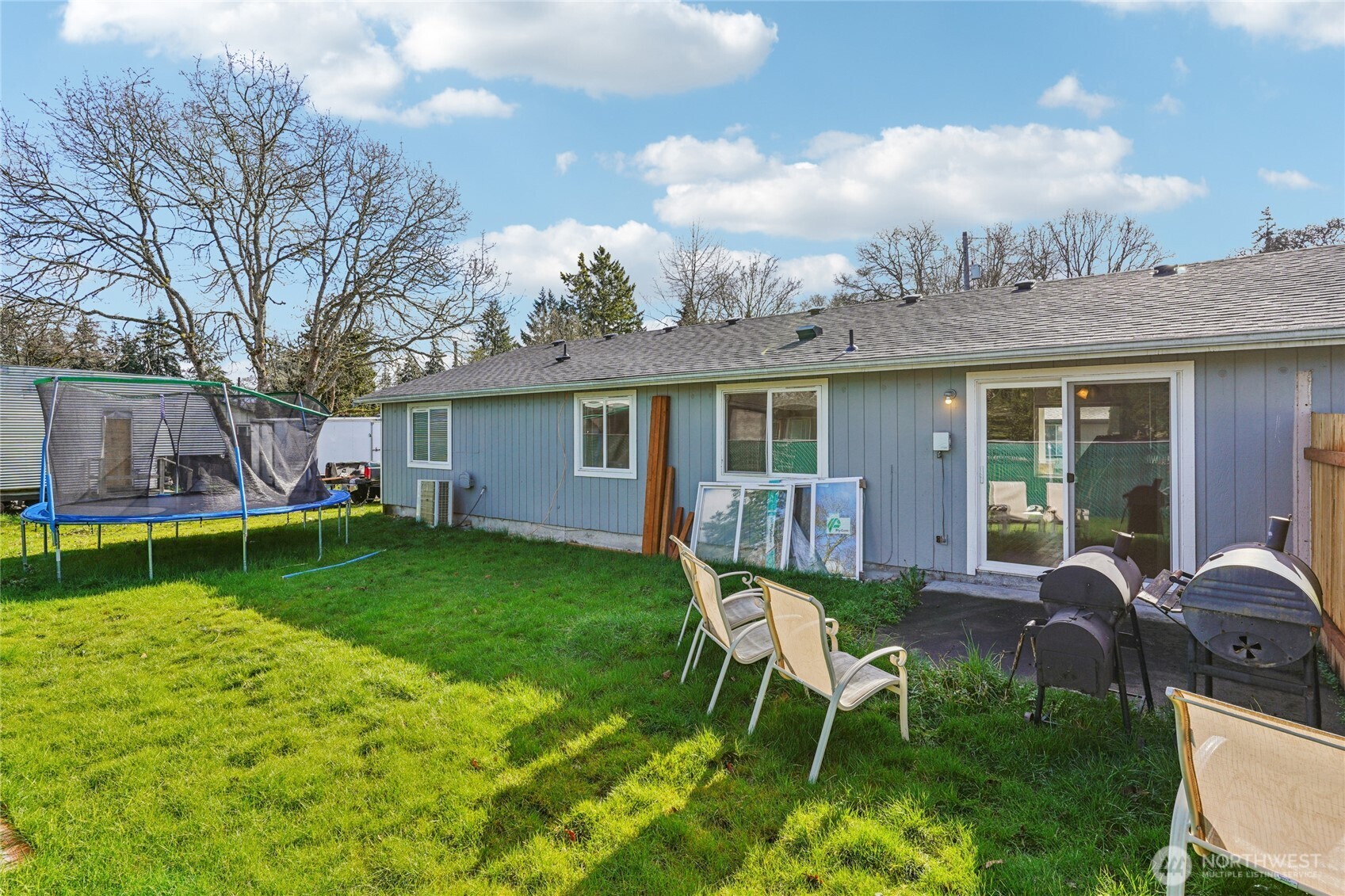 8605 Meadow Road Southwest Lakewood, WA 98499 - Photo 16 of 36 Gallery Image 16
