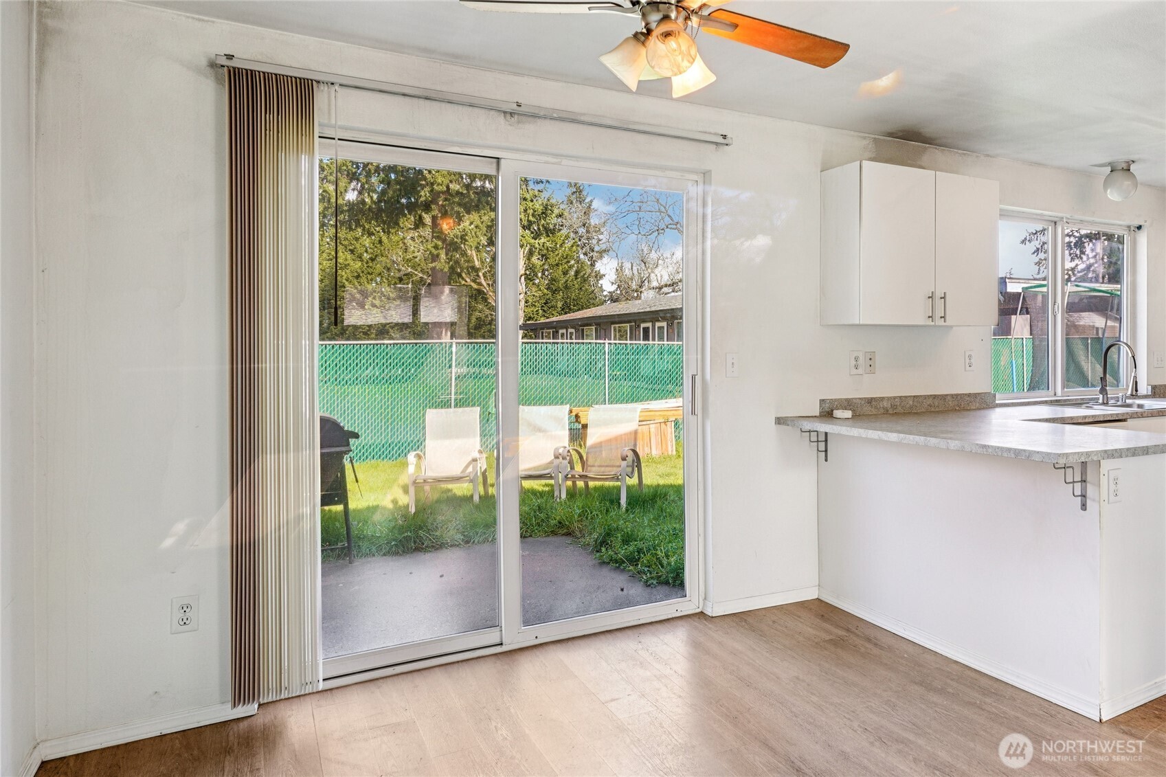 8605 Meadow Road Southwest Lakewood, WA 98499 - Photo 6 of 36 Gallery Image 6