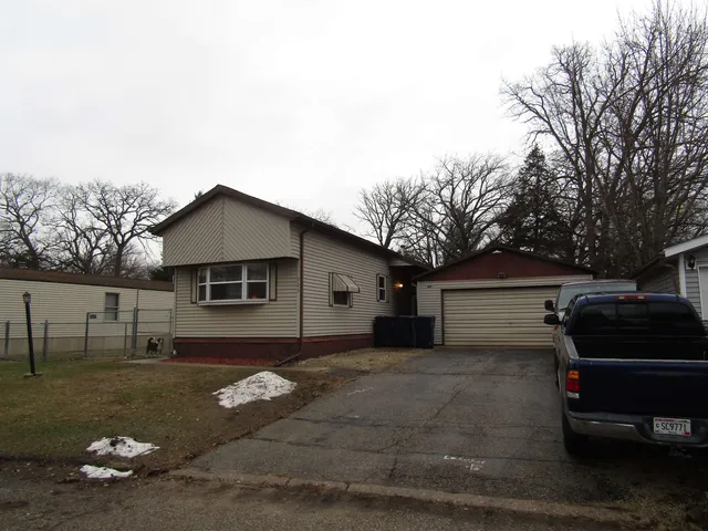 $129,800 | 125 Falling Creek Circle, Unit 125, Janesville, WI 53548