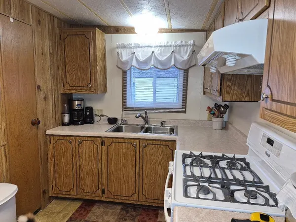 $129,800 | 125 Falling Creek Circle, Unit 125, Janesville, WI 53548