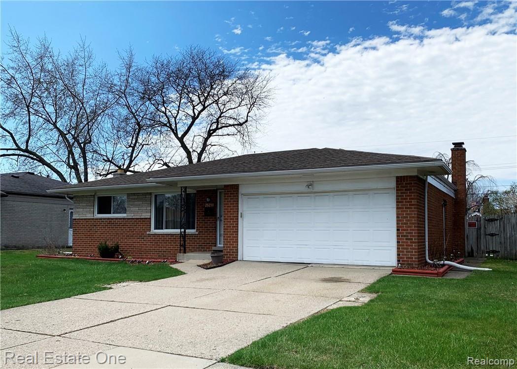 25231 Rubin Road Warren, MI 48089 - Photo 14 of 15 IMG_1440 copy.jpg