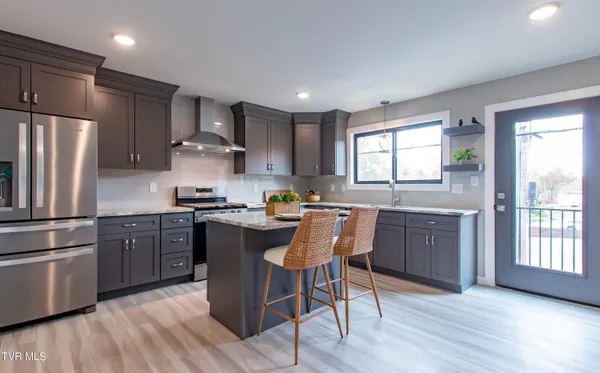 $1,900,000 | 577 English Street, Unit 2, Bristol, TN 37620