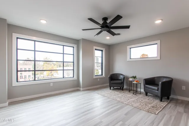 $1,900,000 | 577 English Street, Unit 2, Bristol, TN 37620