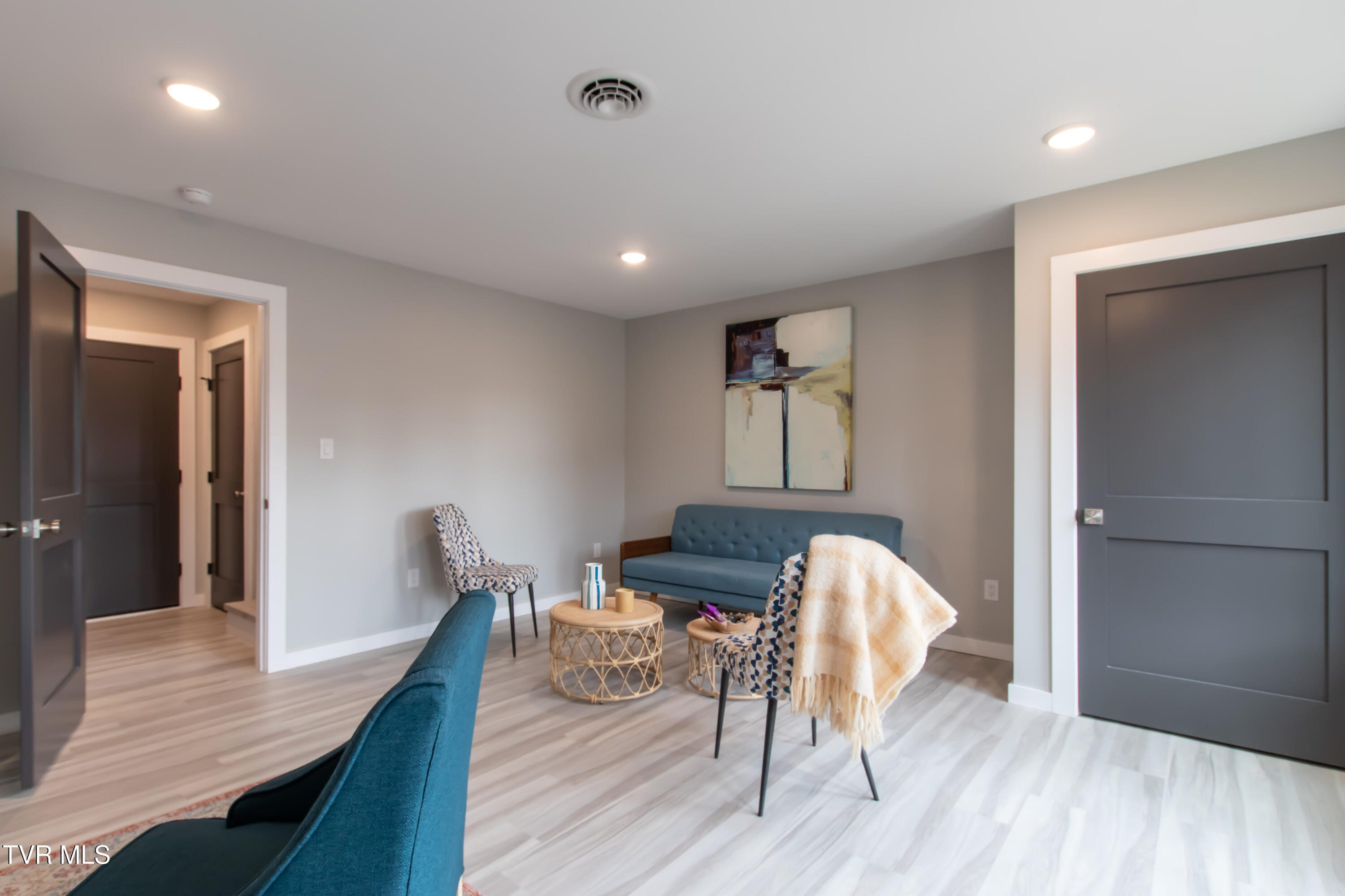 577 English Street, Unit 2 Bristol, TN 37620 - Photo 26 of 73 English-25