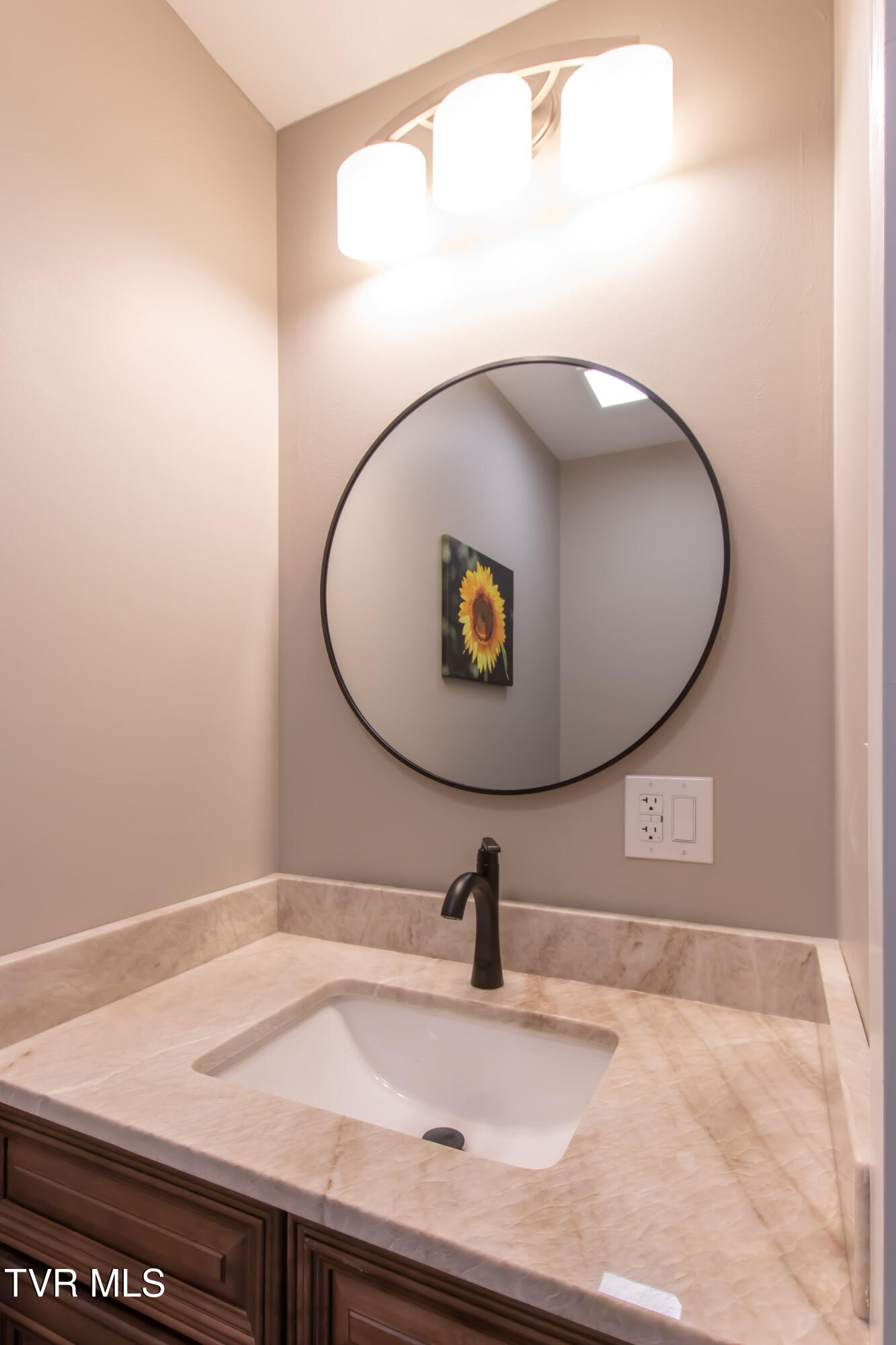 577 English Street, Unit 2 Bristol, TN 37620 - Photo 37 of 73 English-35