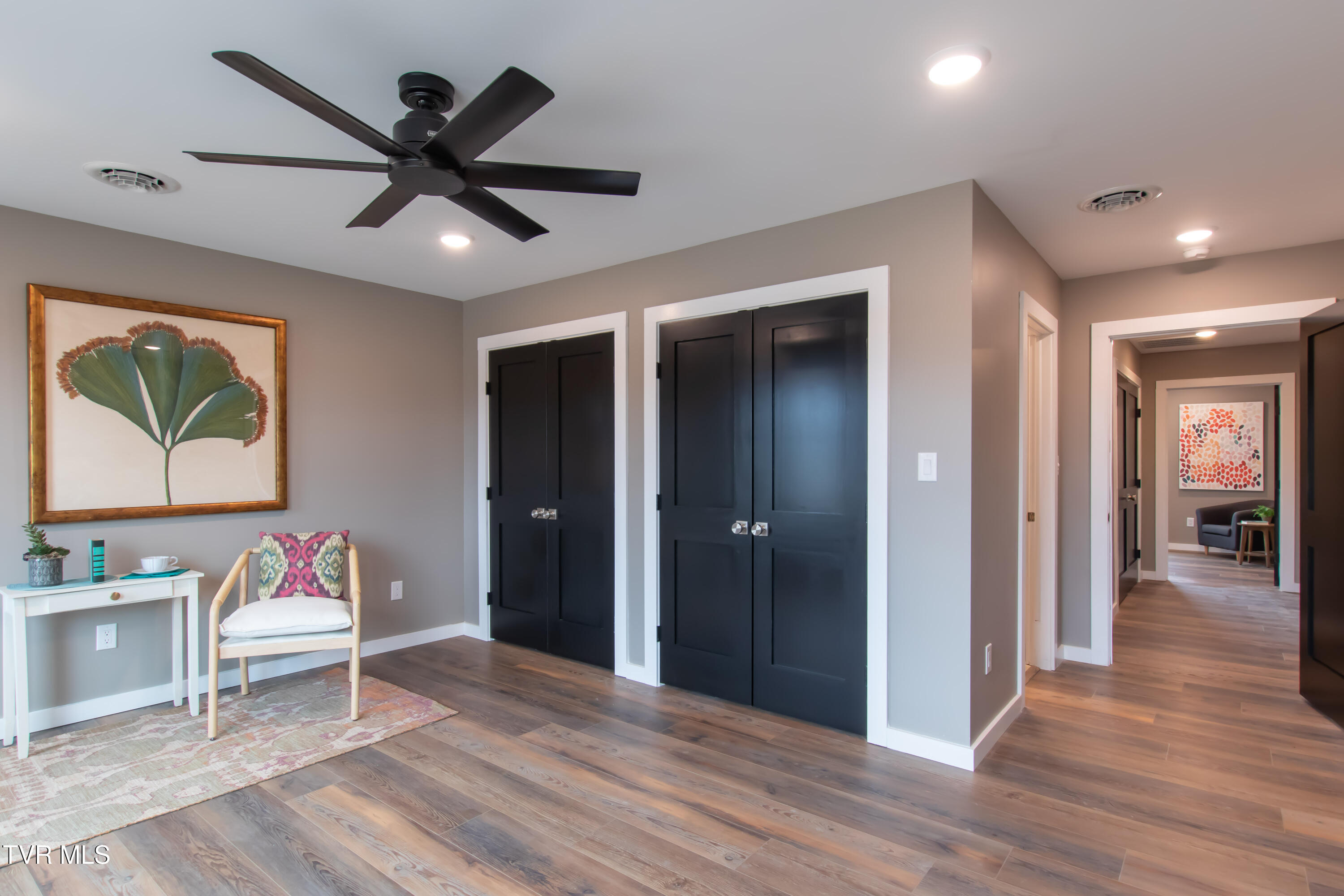 577 English Street, Unit 2 Bristol, TN 37620 - Photo 39 of 73 English-37