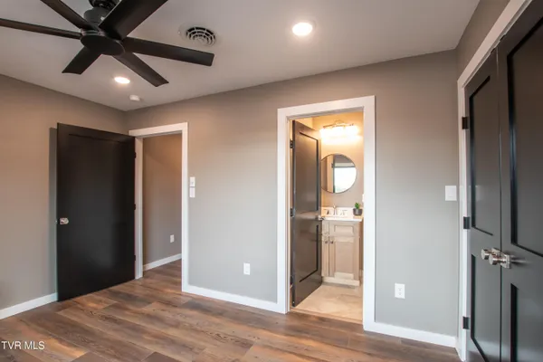 $1,900,000 | 577 English Street, Unit 2, Bristol, TN 37620