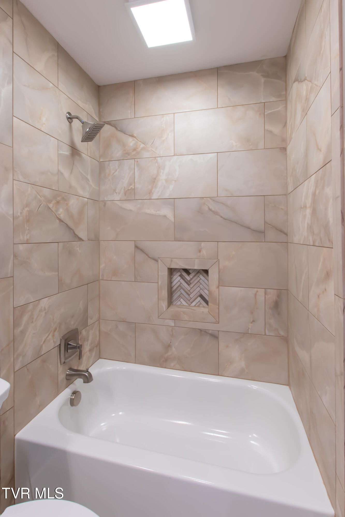 577 English Street, Unit 2 Bristol, TN 37620 - Photo 45 of 73 English-43