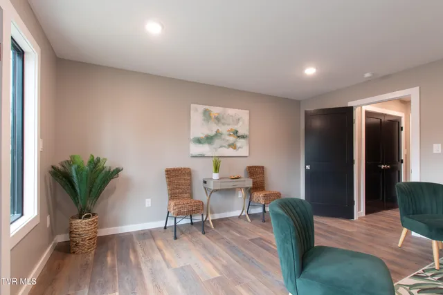 $1,900,000 | 577 English Street, Unit 2, Bristol, TN 37620