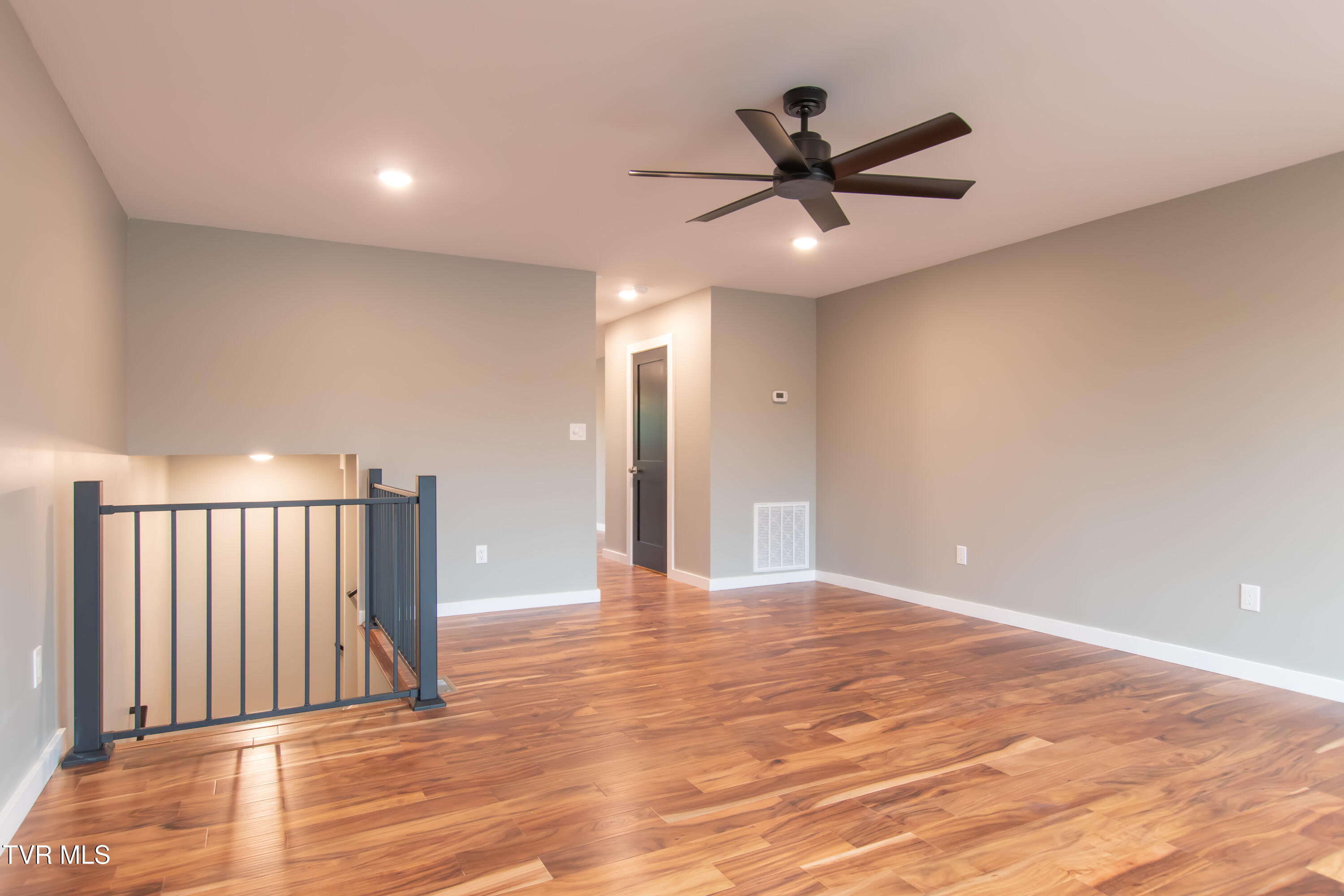 577 English Street, Unit 2 Bristol, TN 37620 - Photo 54 of 73 English-9
