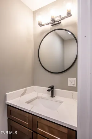 $1,900,000 | 577 English Street, Unit 2, Bristol, TN 37620