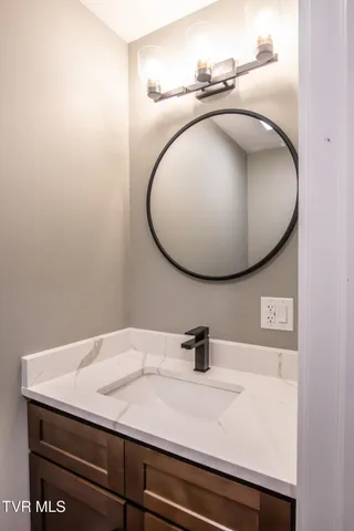 $1,900,000 | 577 English Street, Unit 2, Bristol, TN 37620