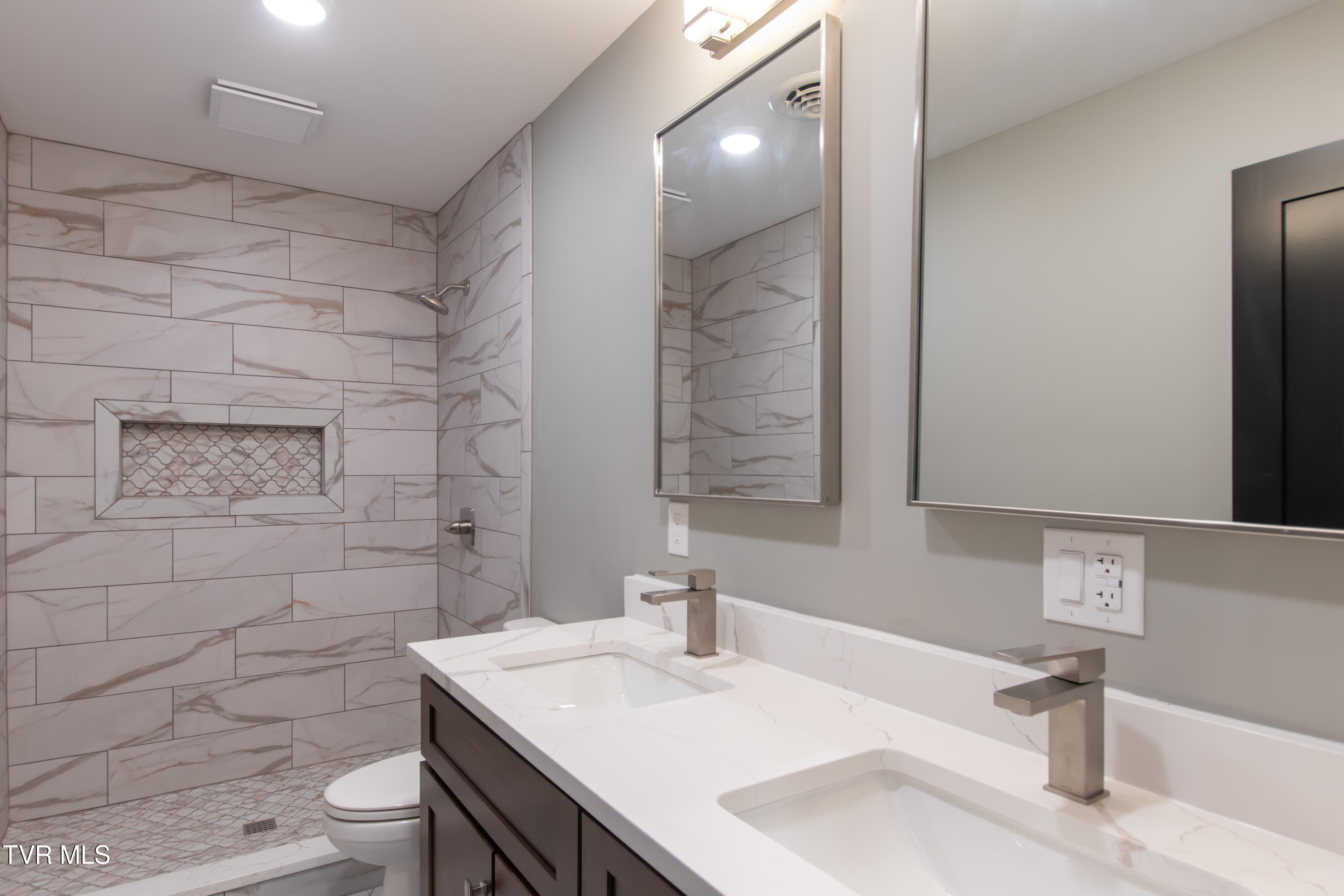 577 English Street, Unit 2 Bristol, TN 37620 - Photo 64 of 73 English-15