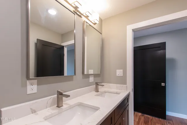 $1,900,000 | 577 English Street, Unit 2, Bristol, TN 37620