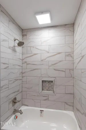 $1,900,000 | 577 English Street, Unit 2, Bristol, TN 37620