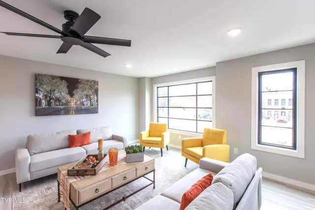 $1,900,000 | 577 English Street, Unit 2, Bristol, TN 37620