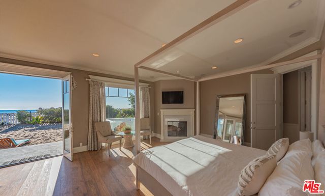 $16,850,000 | 30760 Broad Beach Road, Malibu, CA 90265