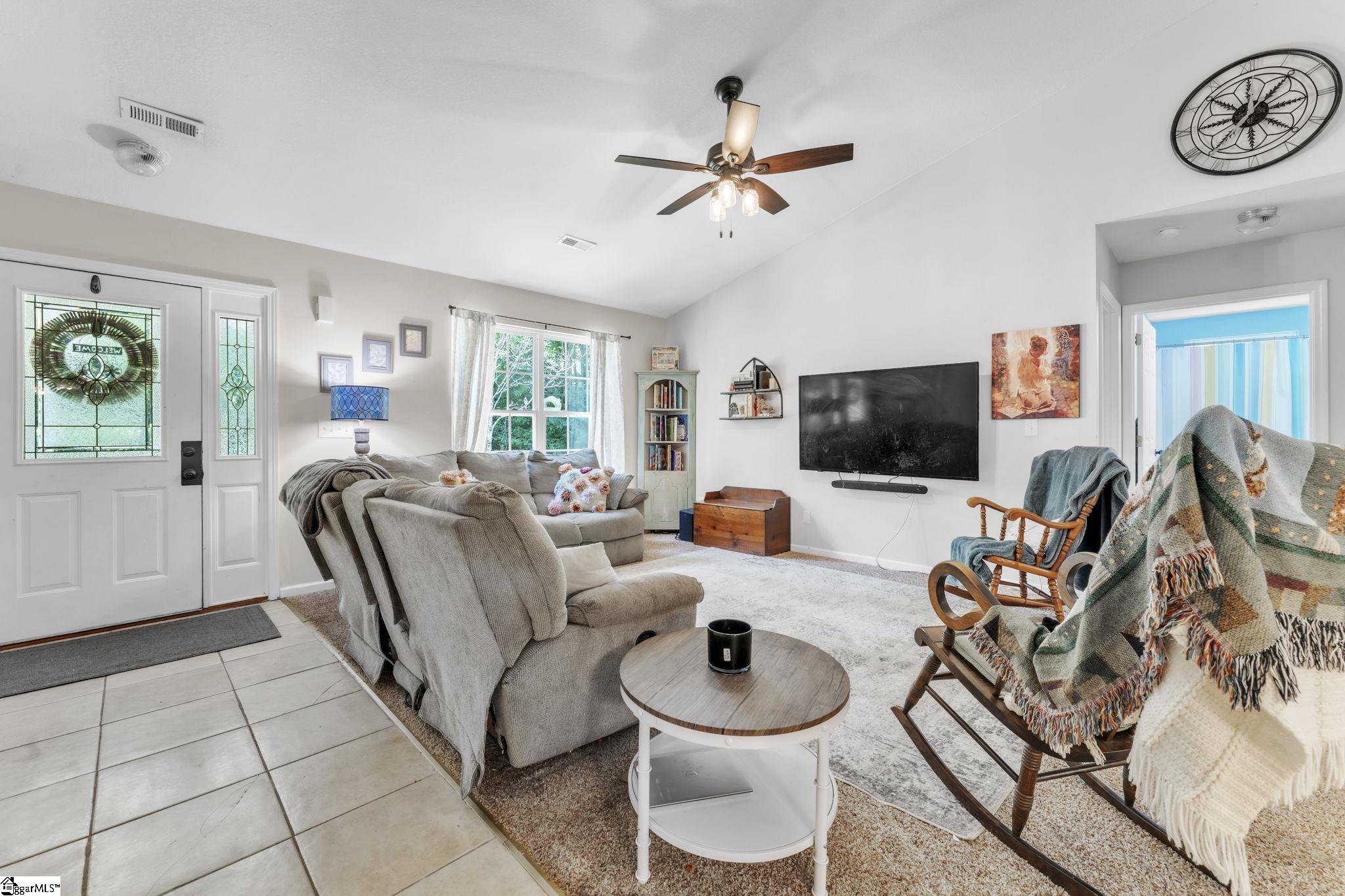 150 Mountain View Circle Inman, SC 29349 - Photo 3 of 27