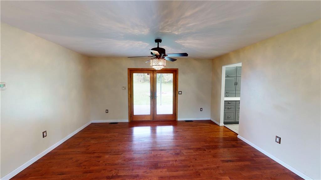 7169 Country Club Road Butler, PA 16001 - Photo 6 of 25