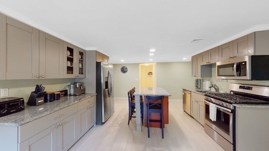 10 Riverbank Road, Unit 2 Maynard, MA 01754 - Photo 4 of 18