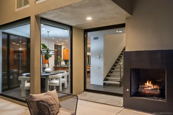 $6,195,000 | 2402 Camino Del Mar, Del Mar, CA 92014