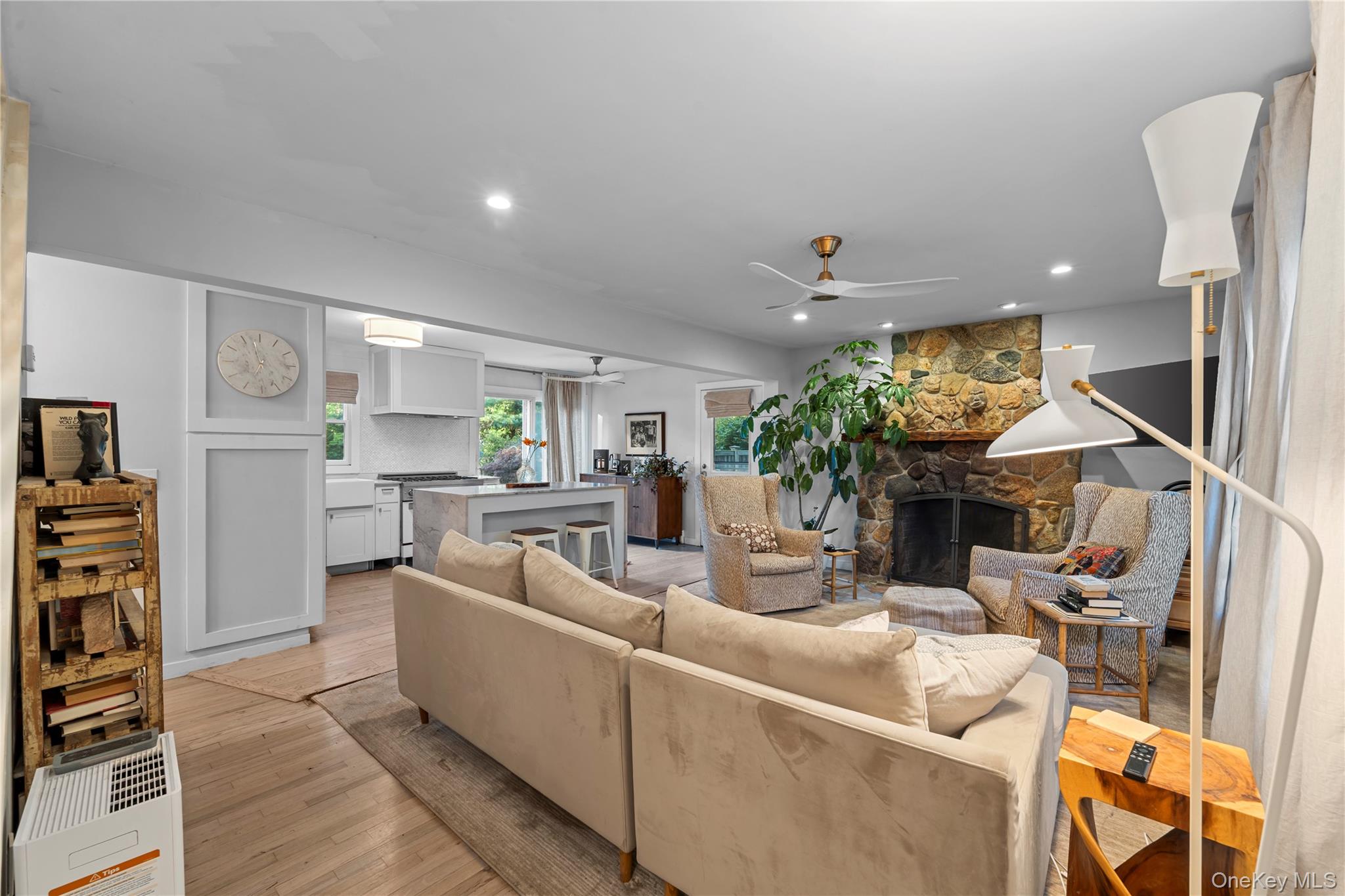 36 Argonne Road West Hampton Bays, NY 11946 - Photo 3 of 21