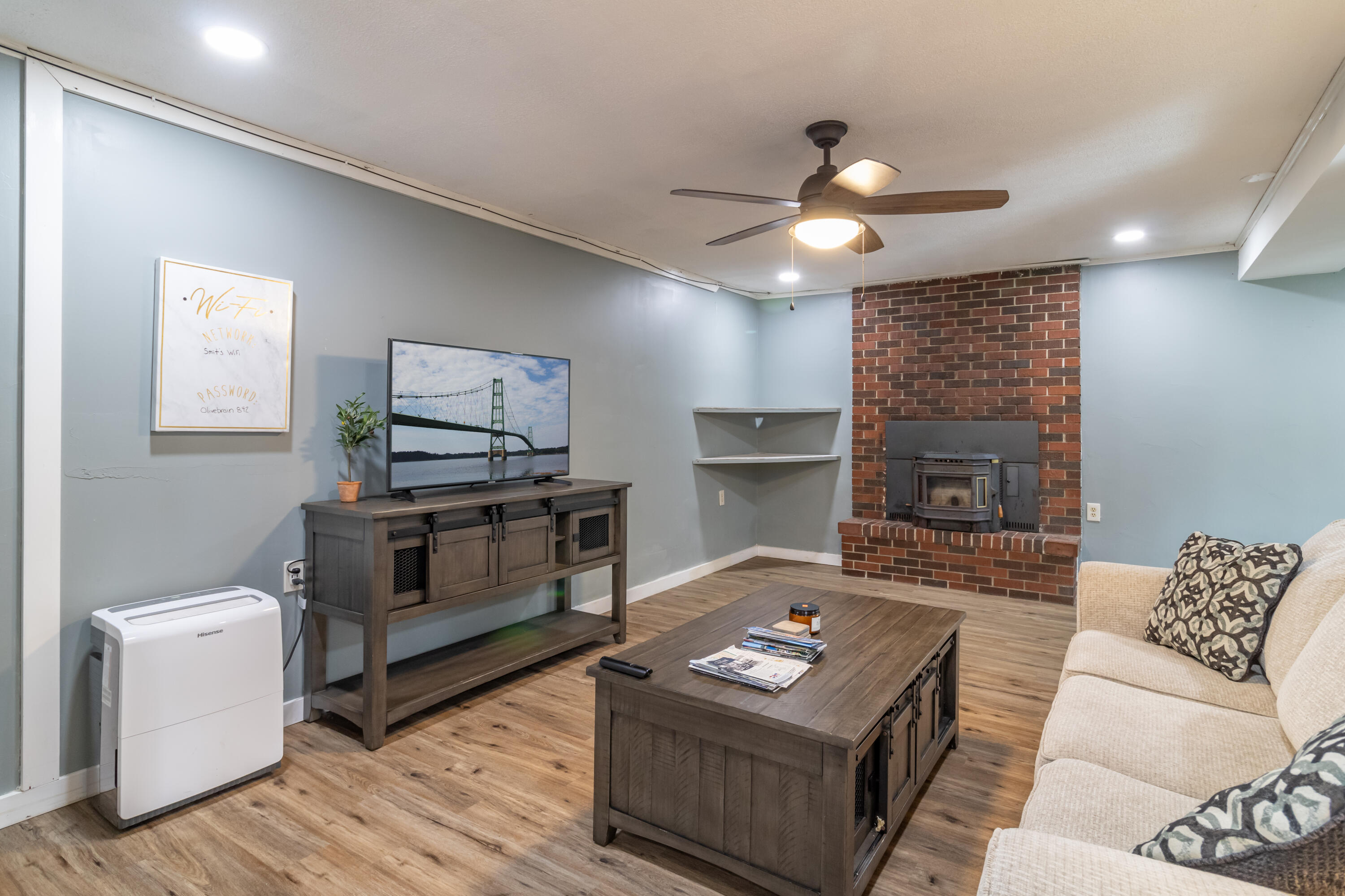 278 Sunset Road Deer Isle, ME 04627 - Photo 48 of 75 278 Sunset Road Interiors-39
