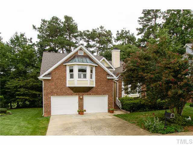 10009 Goodview Court Raleigh, NC 27613 - Photo 2 of 25 Exterior Front