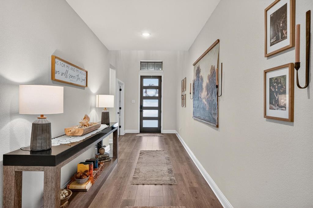 1830 Silver Birch Road Waxahachie, TX 75165 - Photo 5 of 40