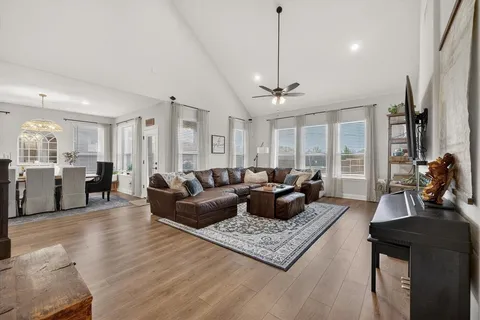 $550,000 | 1830 Silver Birch Road, Waxahachie, TX 75165