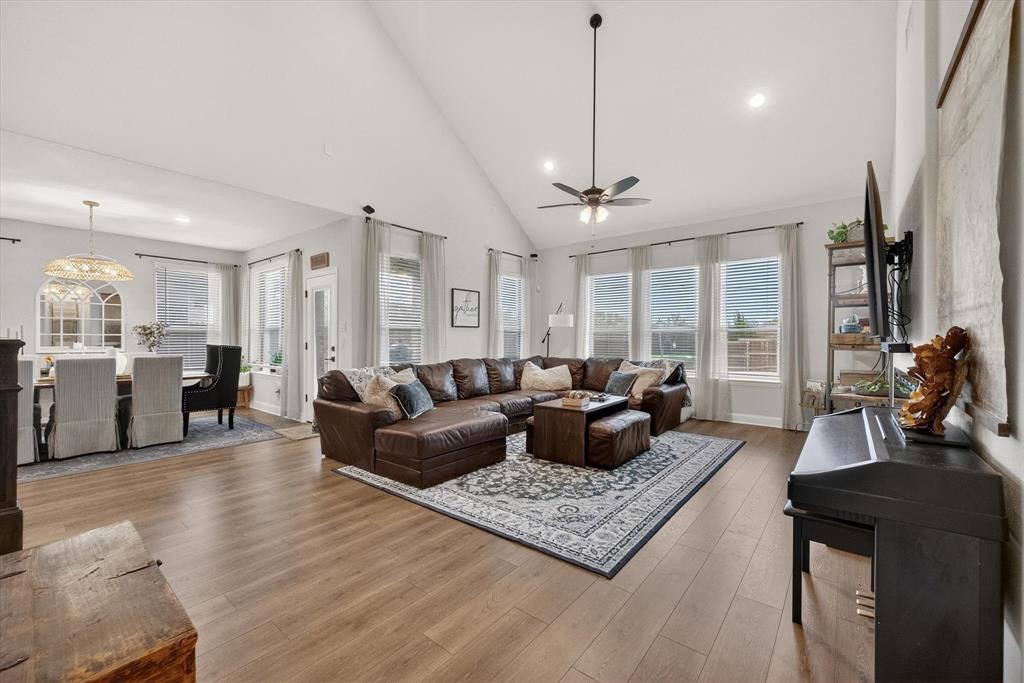 1830 Silver Birch Road Waxahachie, TX 75165 - Photo 9 of 40