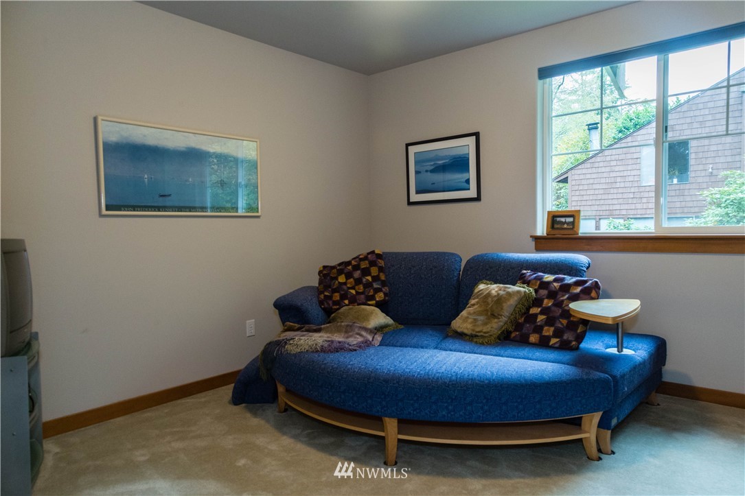 9205 Park Road Edmonds, WA 98020 - Photo 15 of 21