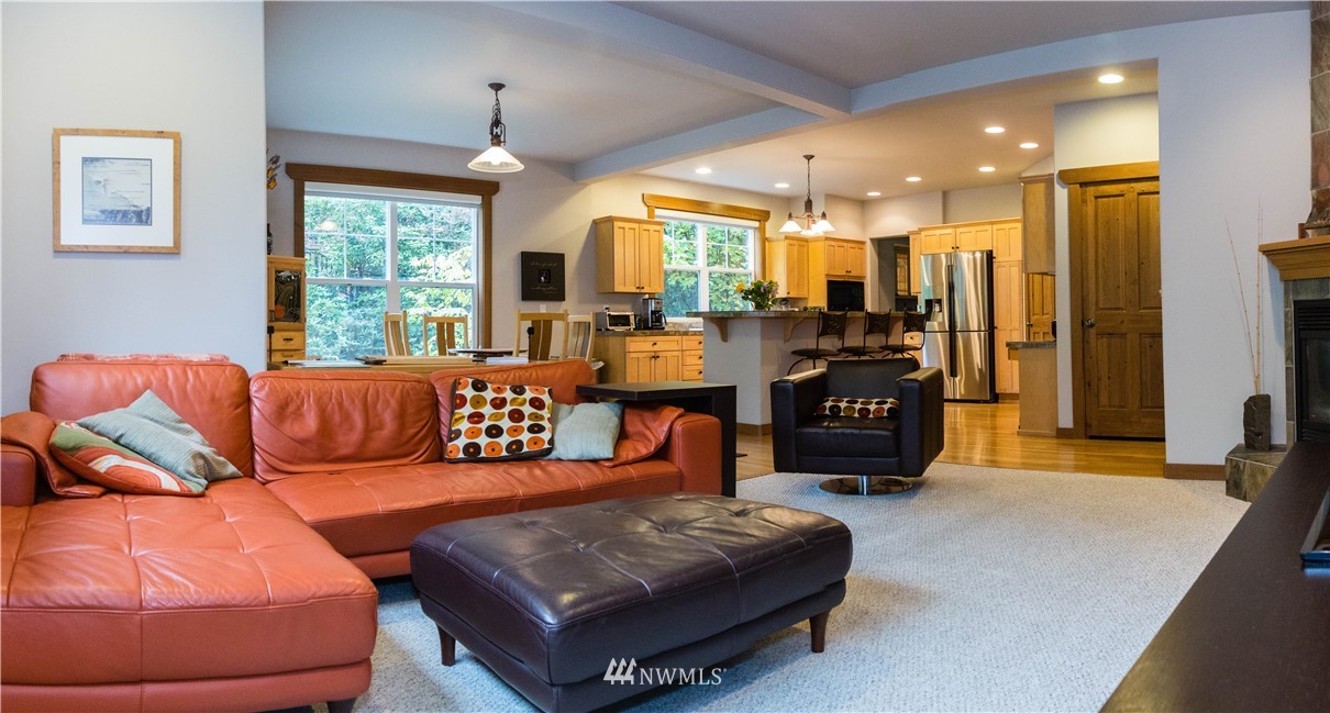 9205 Park Road Edmonds, WA 98020 - Photo 7 of 21