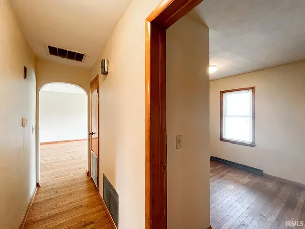 $1,735 | 4336 East 10th Street, Bloomington, IN 47408