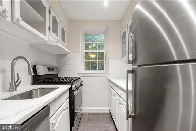 $1,750 | 30 South Old Glebe Road, Unit 106E, Arlington, VA 22204