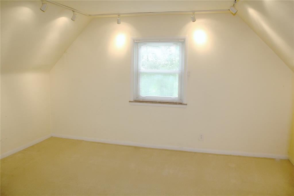 7502 Spring Mill Road Indianapolis, IN 46260 - Photo 11 of 21 Gallery Image 11